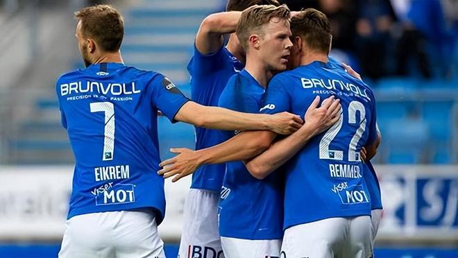 洛杉矶道奇官方推特：转发大谷翔平四夺 AP 大奖的推文，点赞数突破百万