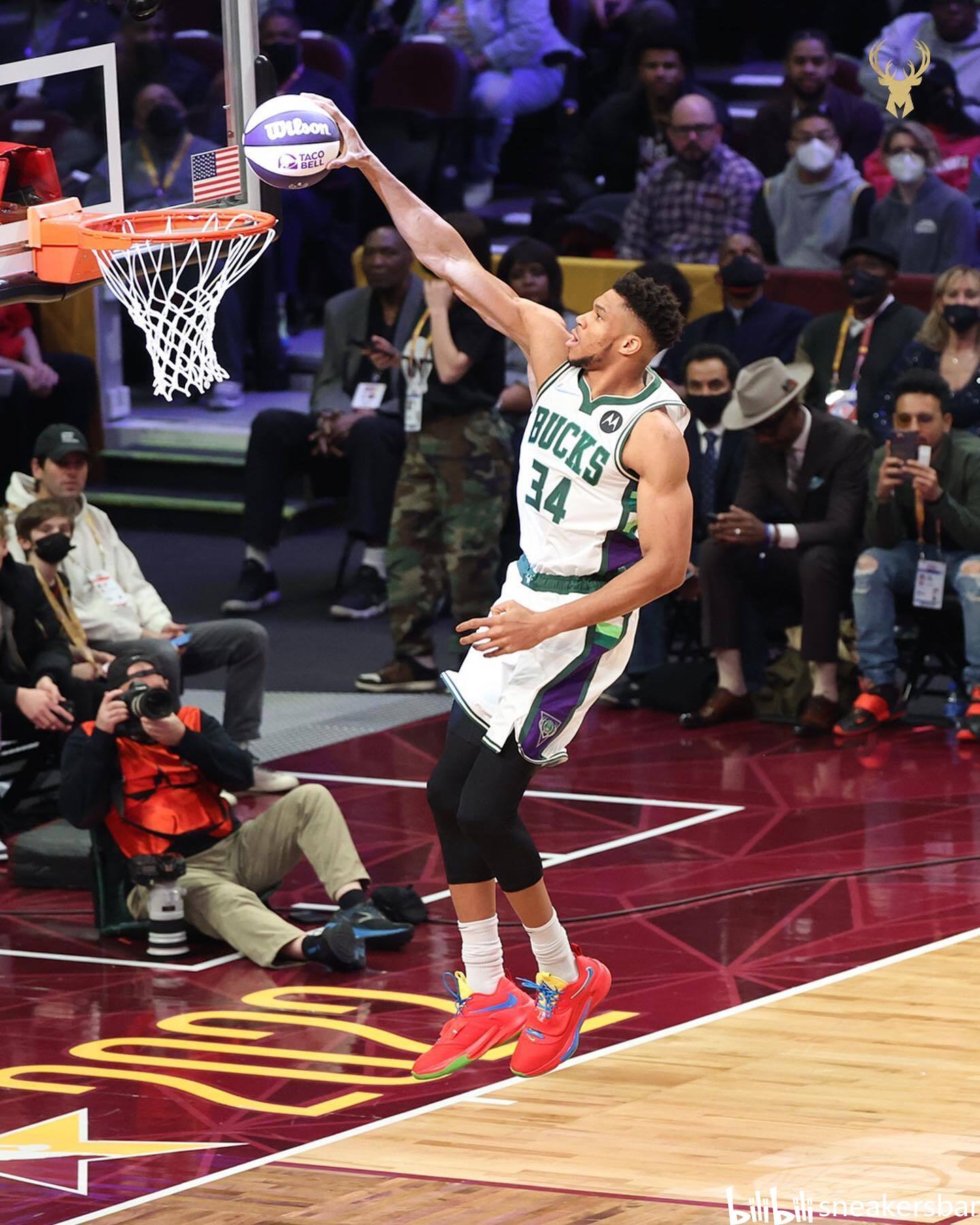 等了3年测了N次，腾讯“另类MOBA”国服终于定档